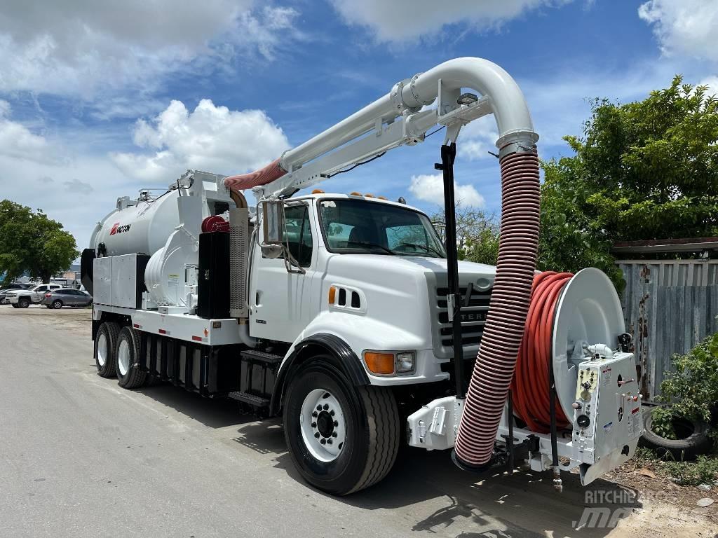 Sterling L 9500 Sewage disposal Trucks