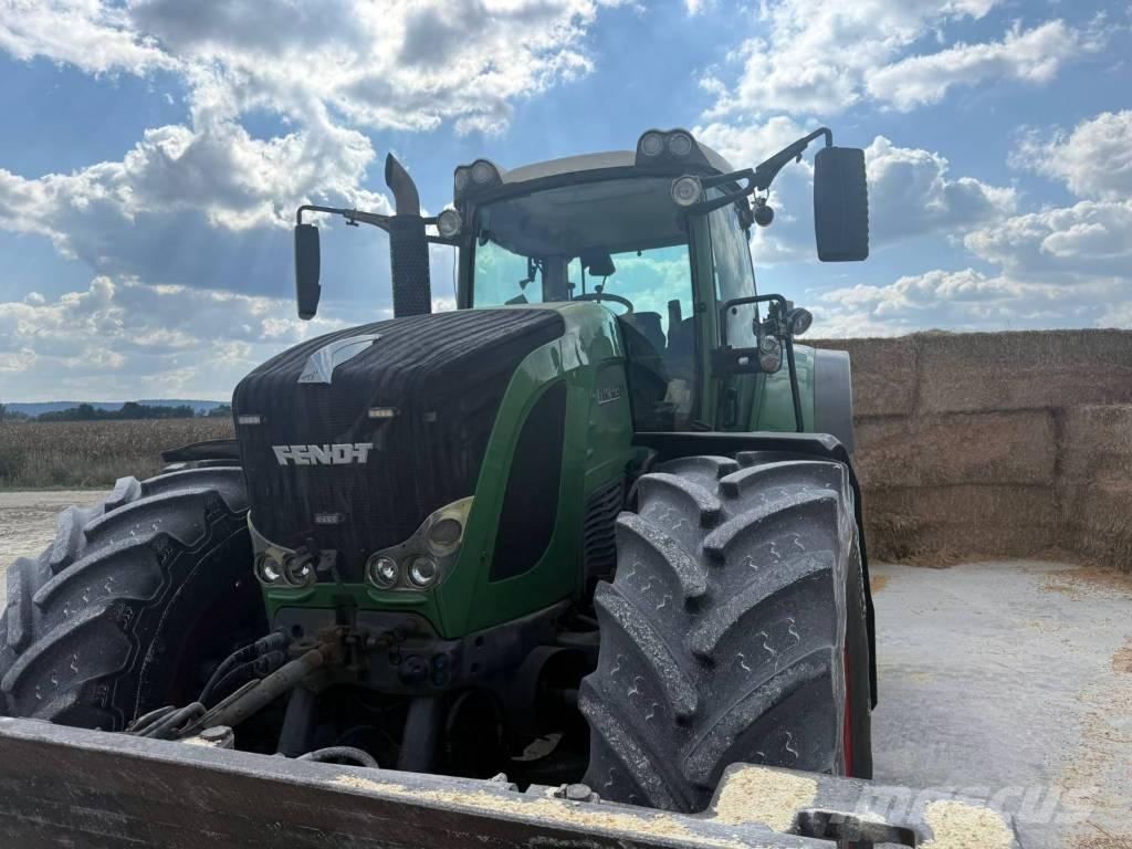 Fendt 939 Vario Tractors