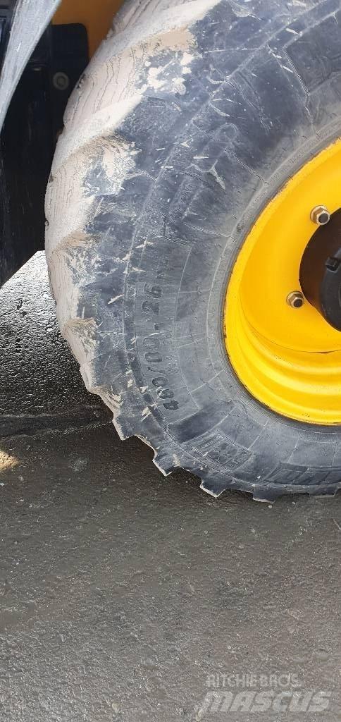 JCB 3 CX Contractor TLB's