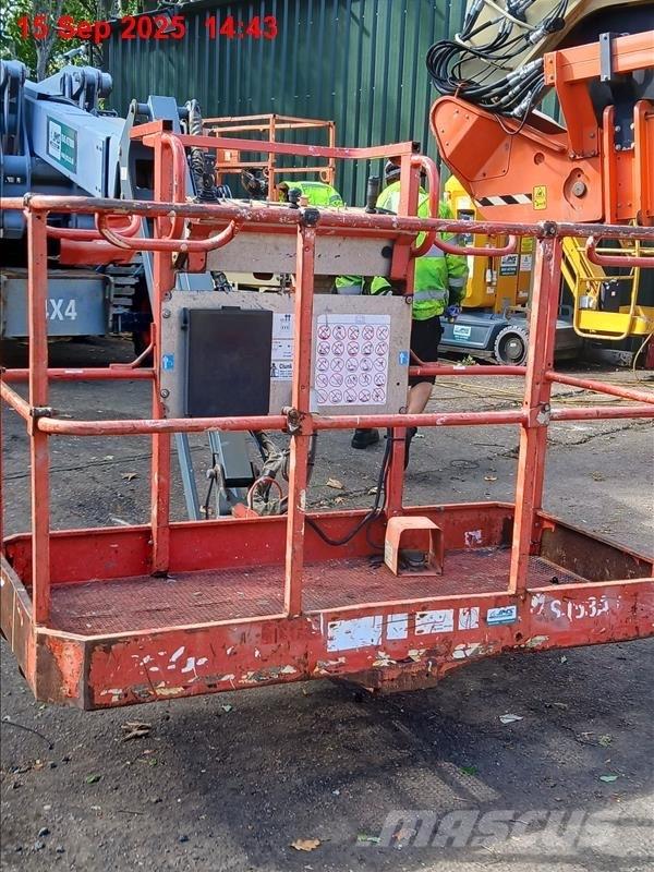 SkyJack SJ 63 AJ Articulated boom lifts