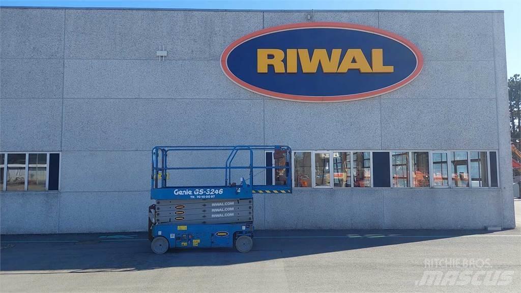 Genie GS3246 Scissor lifts
