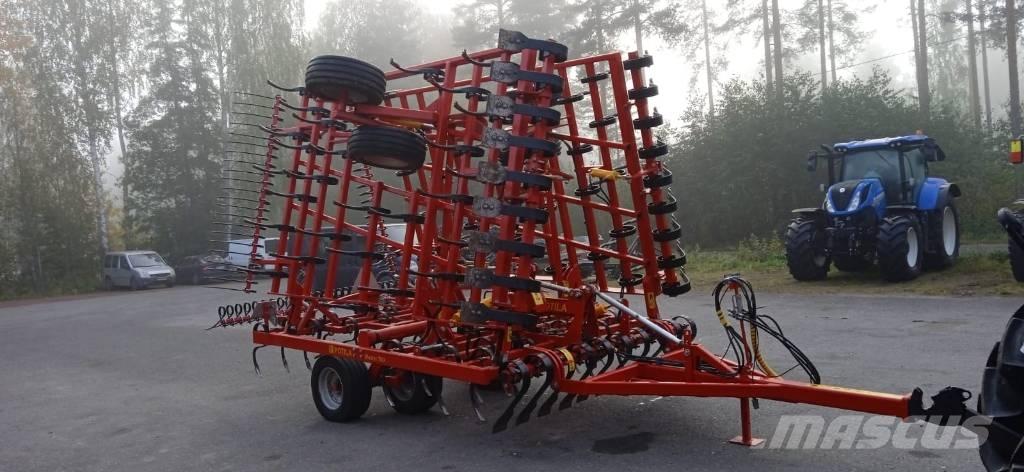 Potila Master 700 Harrows