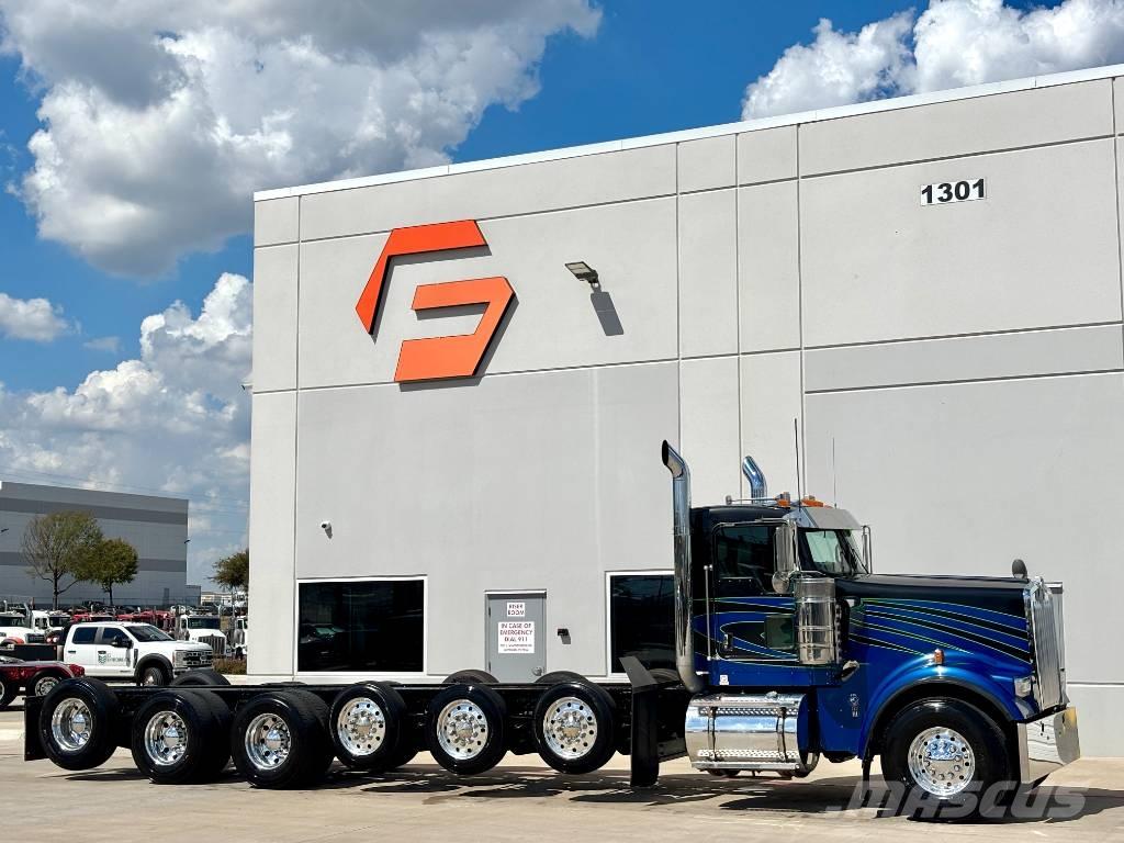 Kenworth W 900 Truck Tractor Units