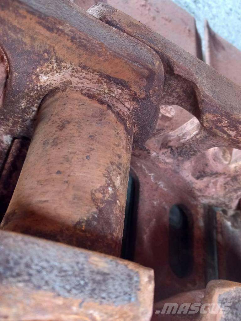 Komatsu PC210LC-10 Crawler excavators