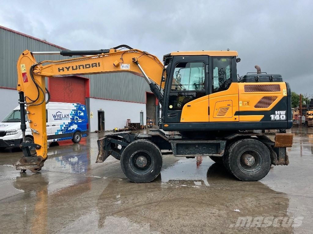 Hyundai HW140 Wheeled excavators