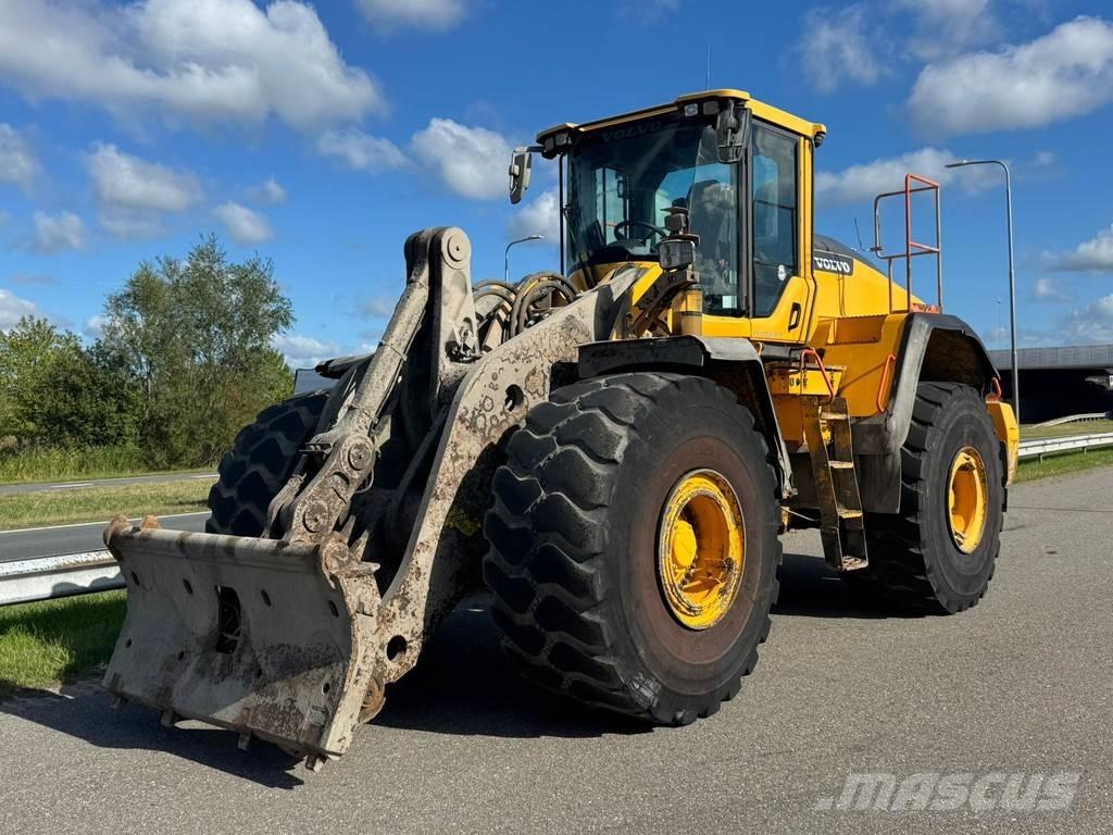 Volvo L220H Wheel loaders