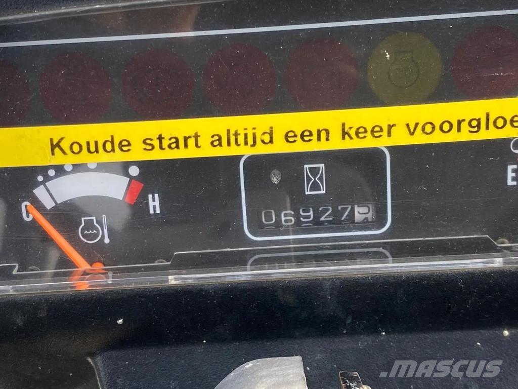 CAT DP35K Diesel trucks