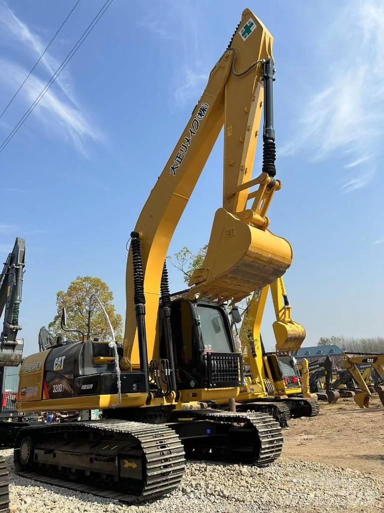 CAT 320D2 Midi excavators  7t - 12t