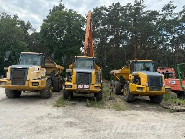 Bell B 30 B Articulated Haulers
