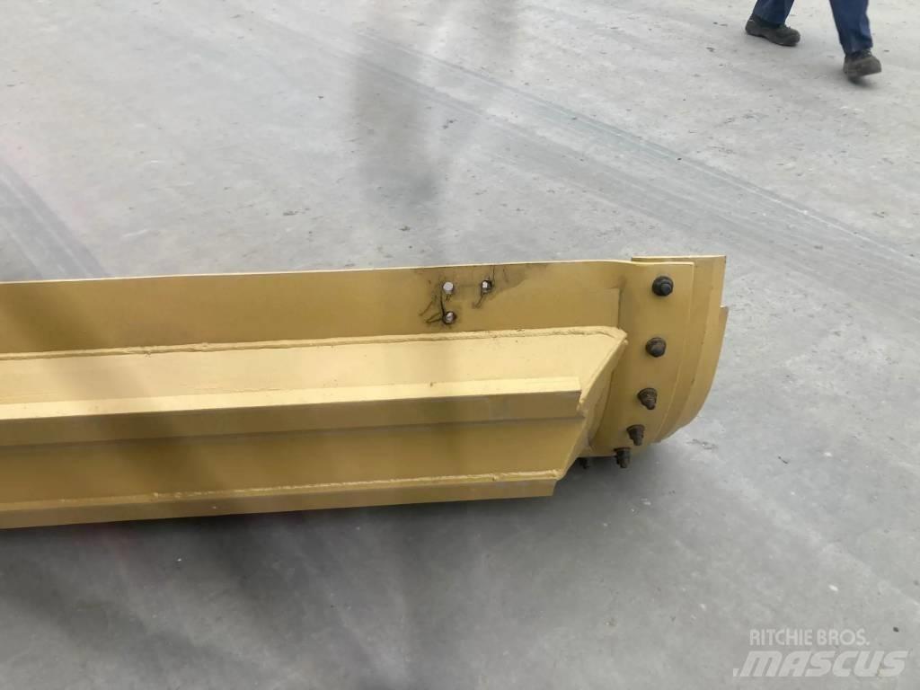 CAT 120M2 Moldboard Blades