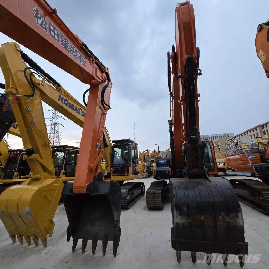 Doosan DX 225 LC Mini excavators < 7t