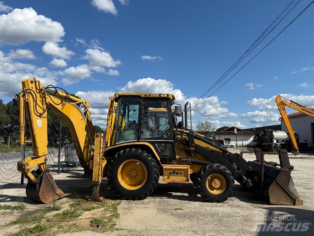 CAT 432 D 4x4 TLB's