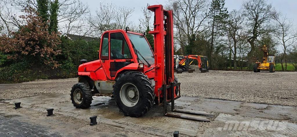 Manitou M26-4 t Rough terrain truck