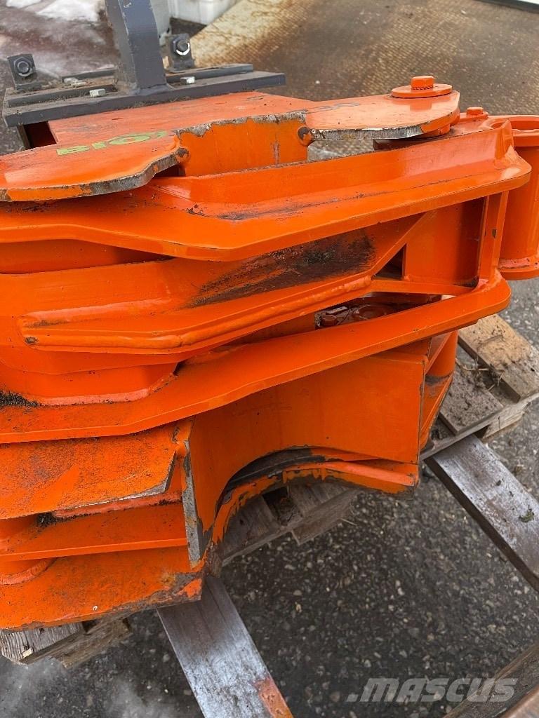 Biojack 230  ntp-10 Grapples