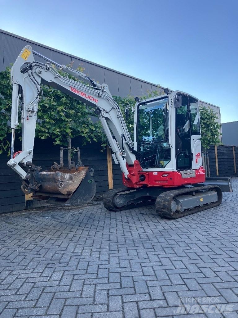 Takeuchi TB 335 R Mini excavators < 7t