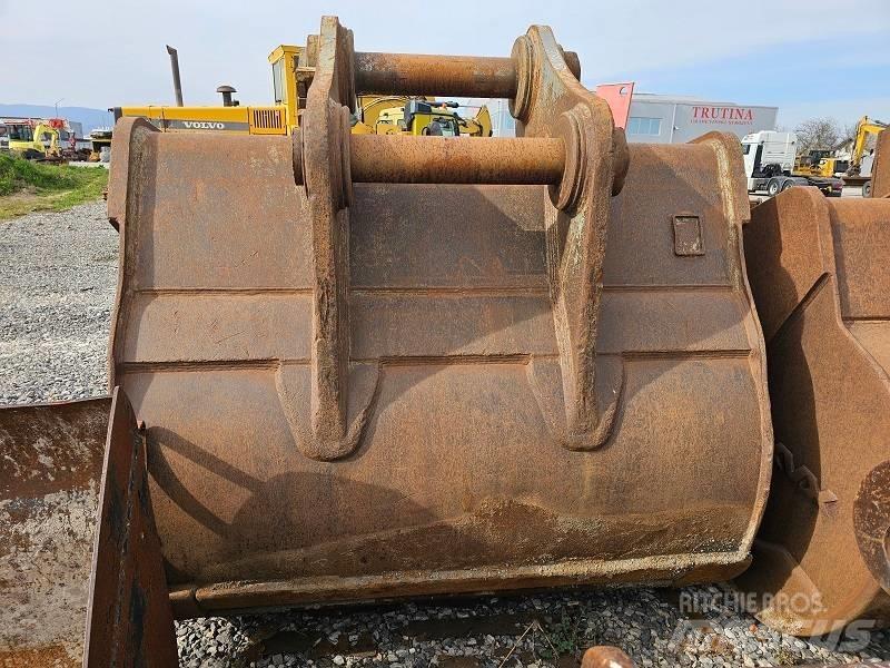 CAT 365/374 Buckets