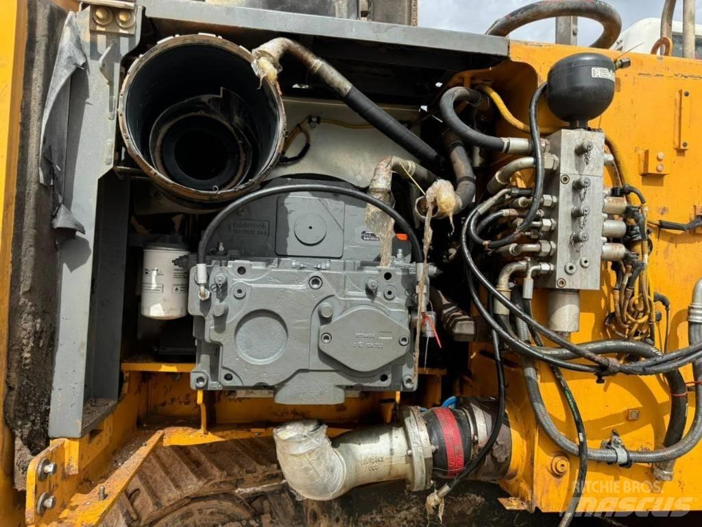 Liebherr 926 Crawler excavators