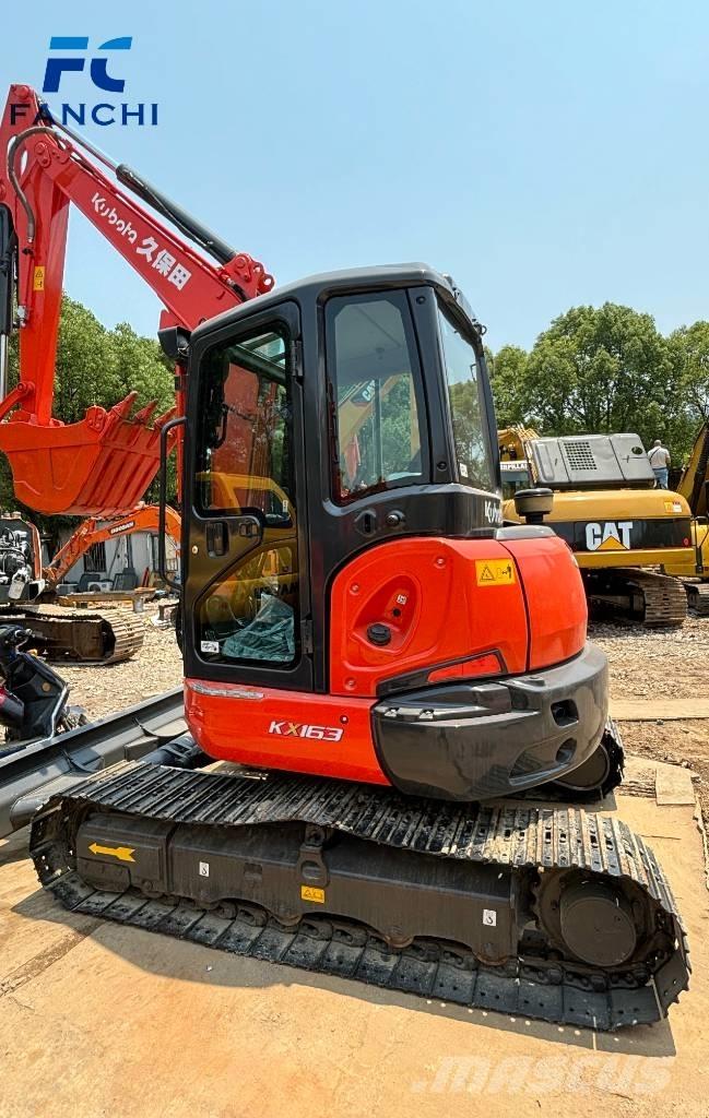 Kubota 163 Crawler excavators