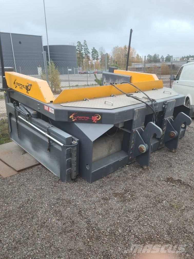 Reptail Like New MM Graders