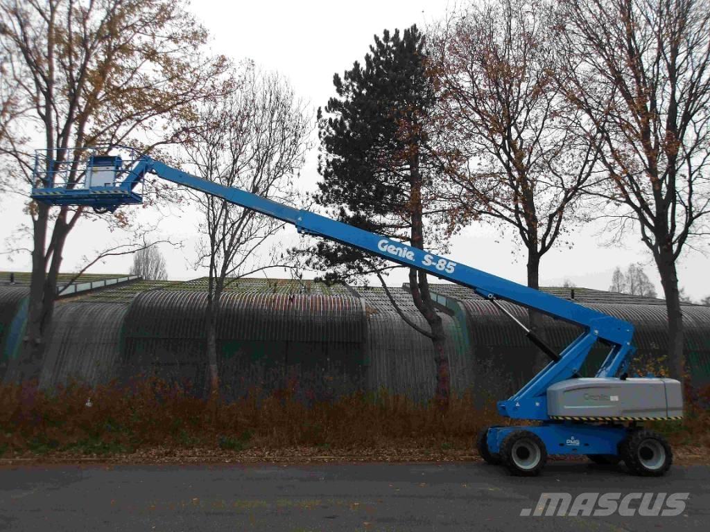 Genie S85 Telescopic boom lifts