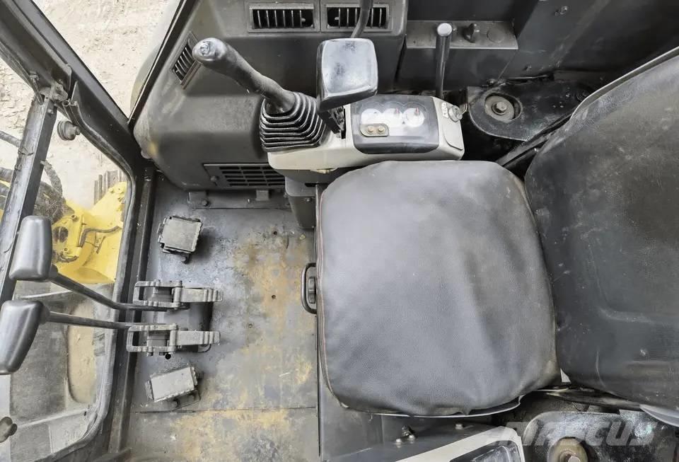 Komatsu PC35 Mini excavators < 7t