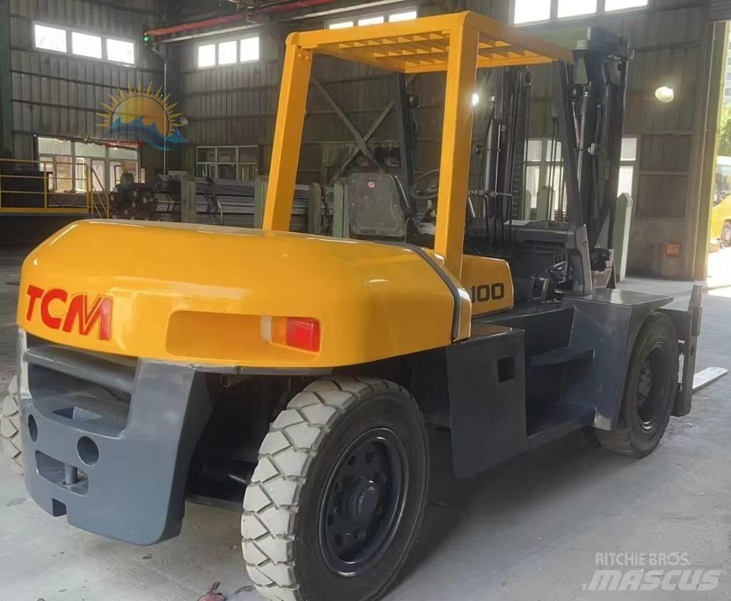 TCM 100 Reach truck