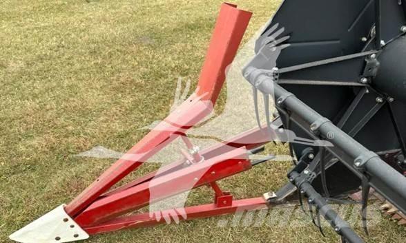 Case IH 1020 Combine harvester heads