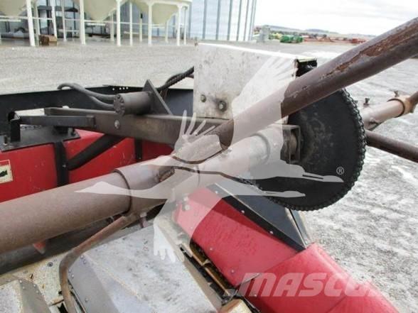 Case IH 1063 Combine harvester heads