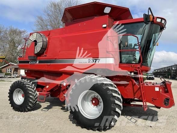 Case IH 2377 Combine harvesters