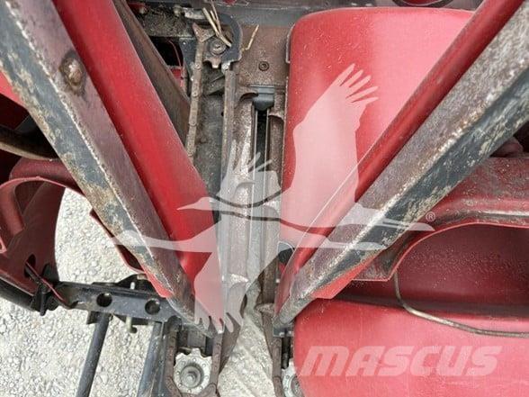 Case IH 3408 Combine harvester heads