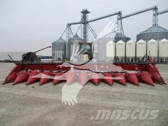 Case IH 3412 Combine harvester heads