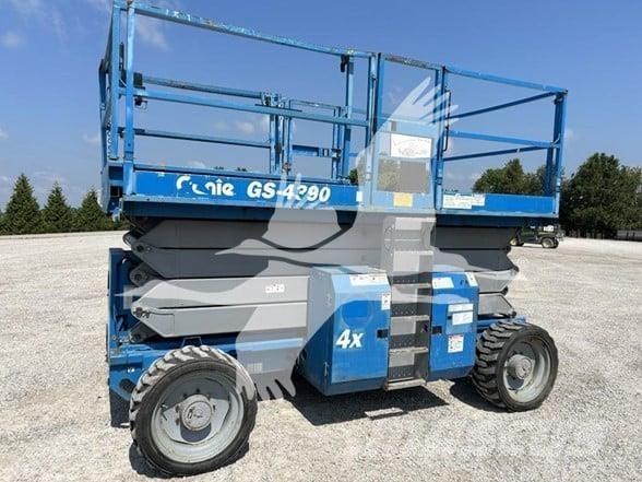 Genie GS4390RT Scissor lifts