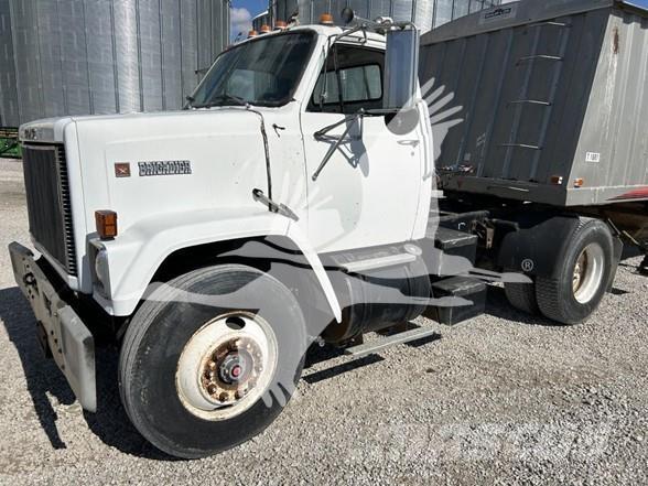 GMC BRIGADIER Truck Tractor Units