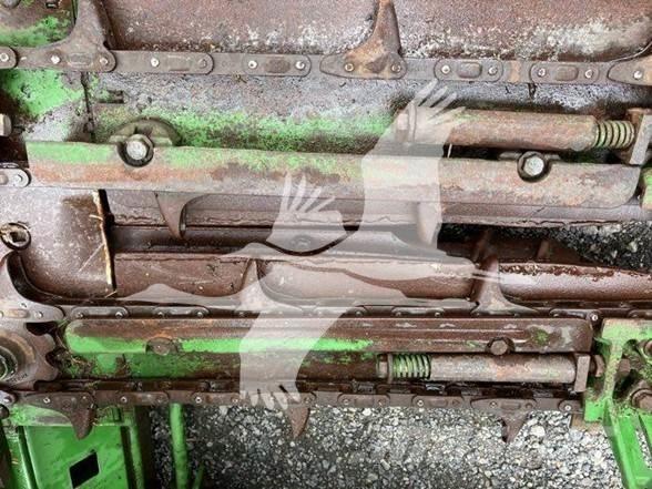 John Deere 693 Combine harvester heads