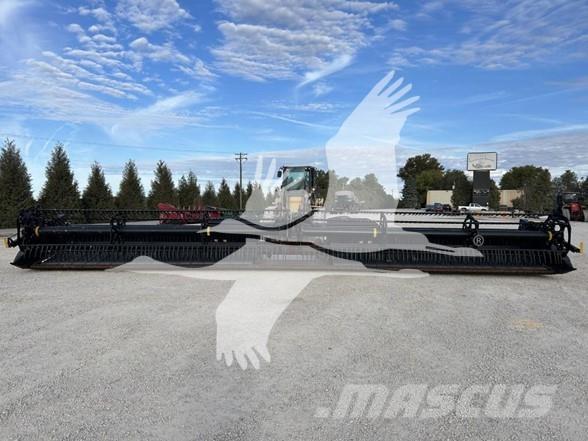 MAC DON FD140 Combine harvester heads