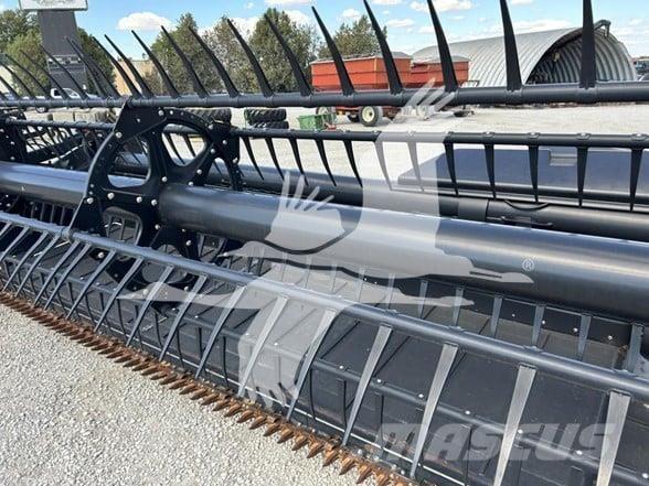 MAC DON FD75S Combine harvester heads