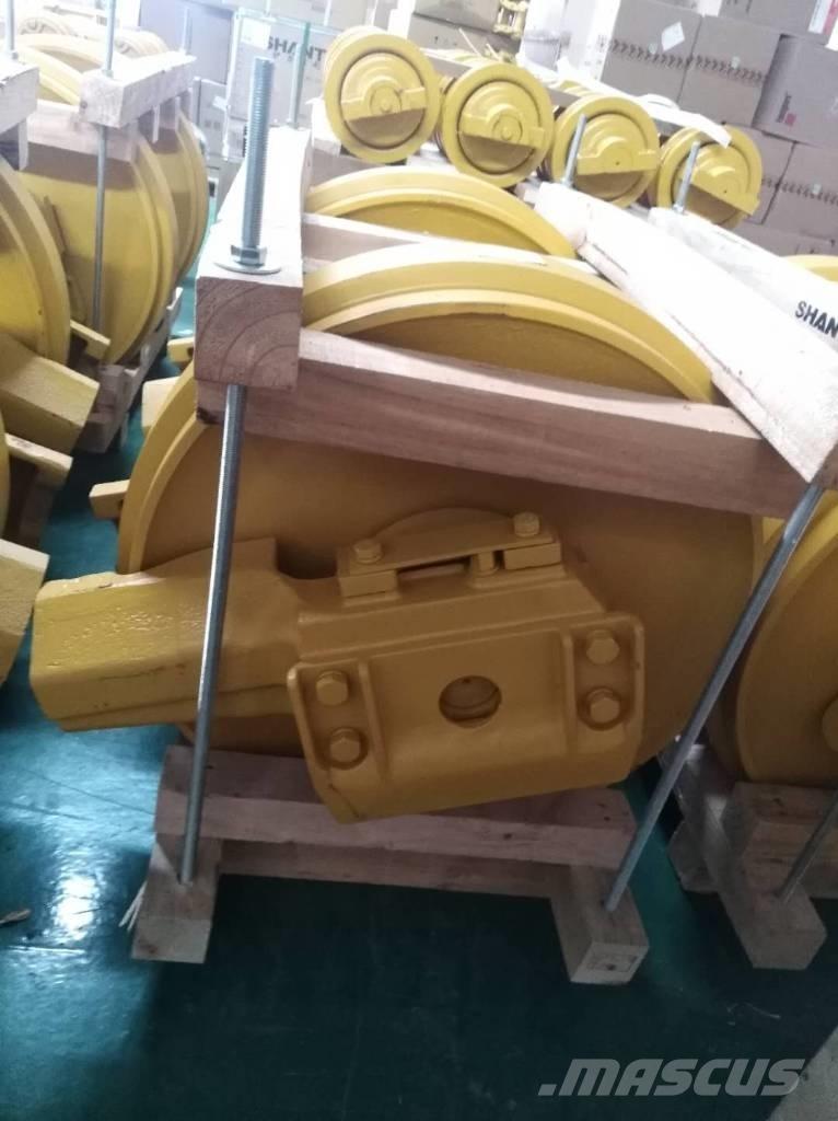 Komatsu D85E-18 Tracks, chains and undercarriage