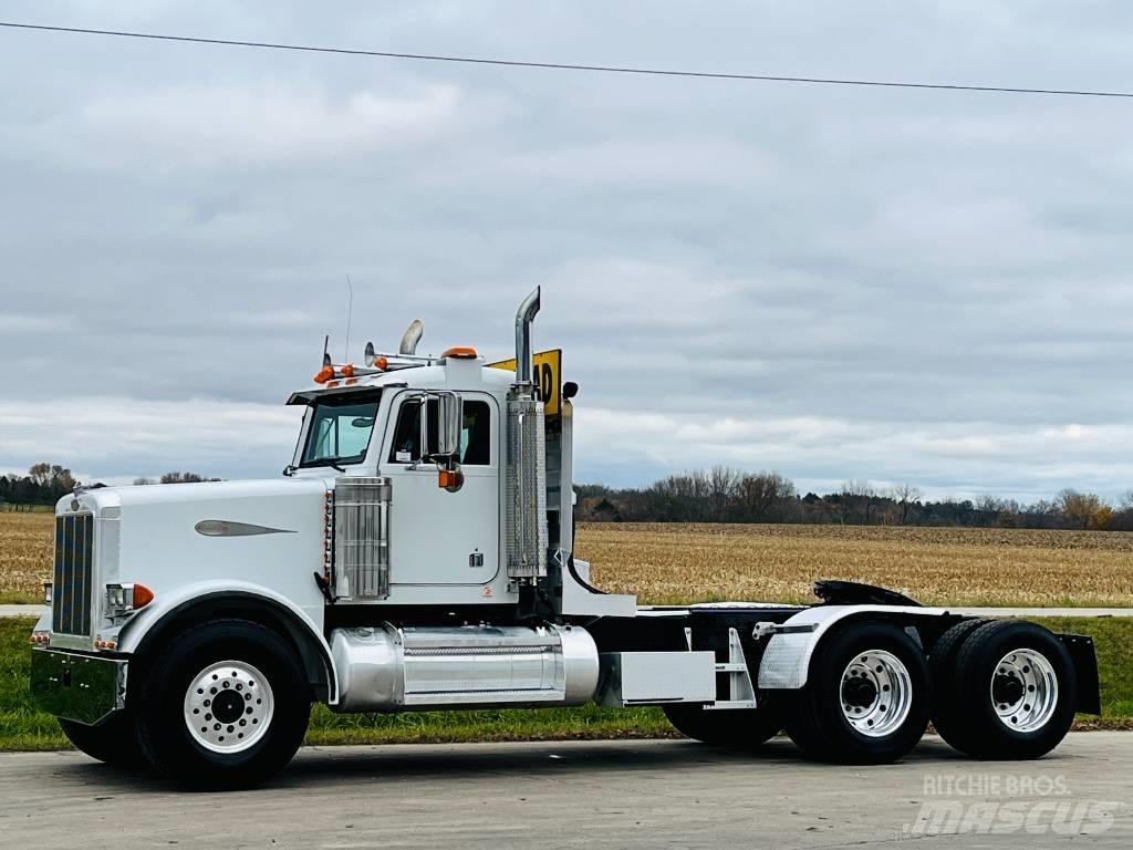 Peterbilt 378 Truck Tractor Units