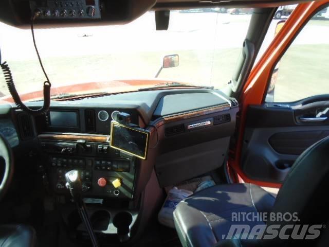 International LT 625 Truck Tractor Units