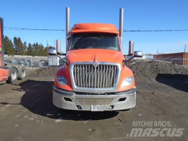 International LT 625 Truck Tractor Units