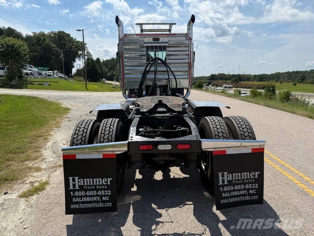 Peterbilt 389 Truck Tractor Units