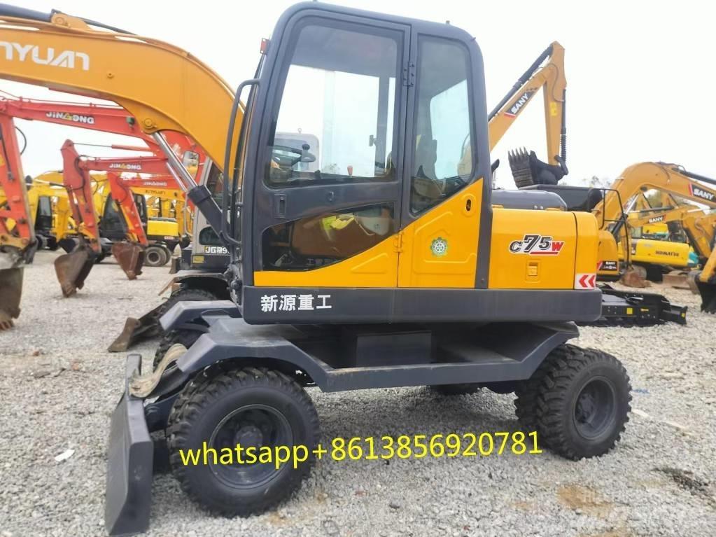 Xinyuan XYB75-9 Wheeled excavators