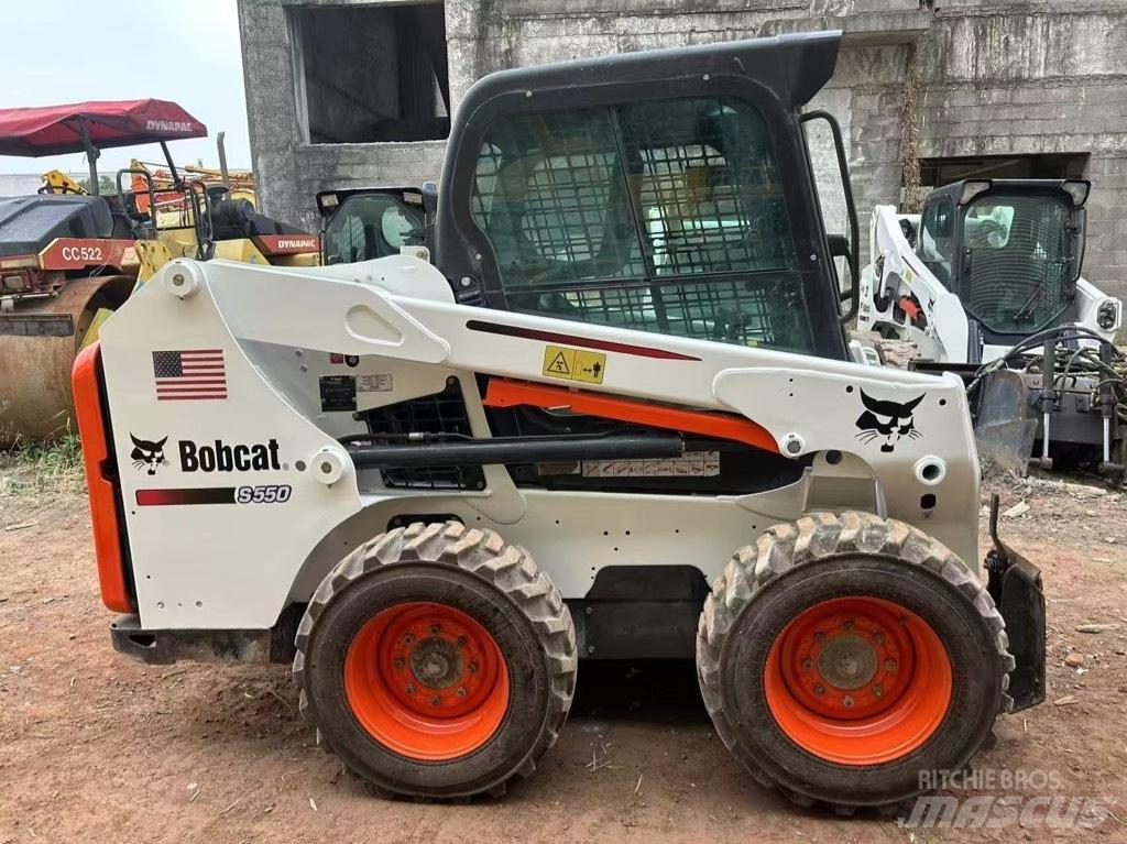 Bobcat S 550 Skid steer loaders