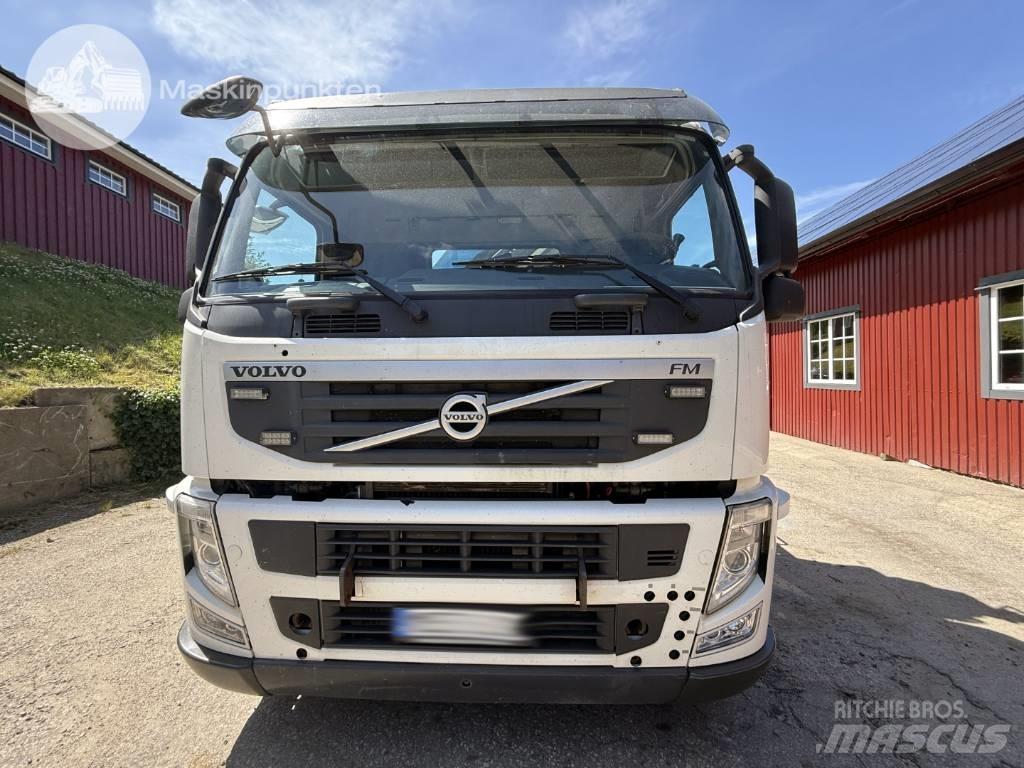Volvo FM 330 Crane trucks