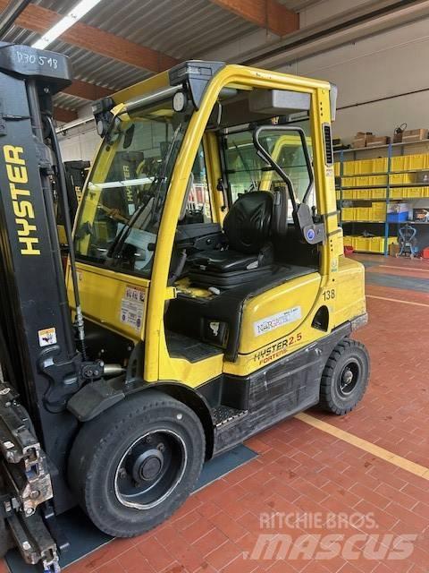 Hyster H2.5FT Diesel trucks