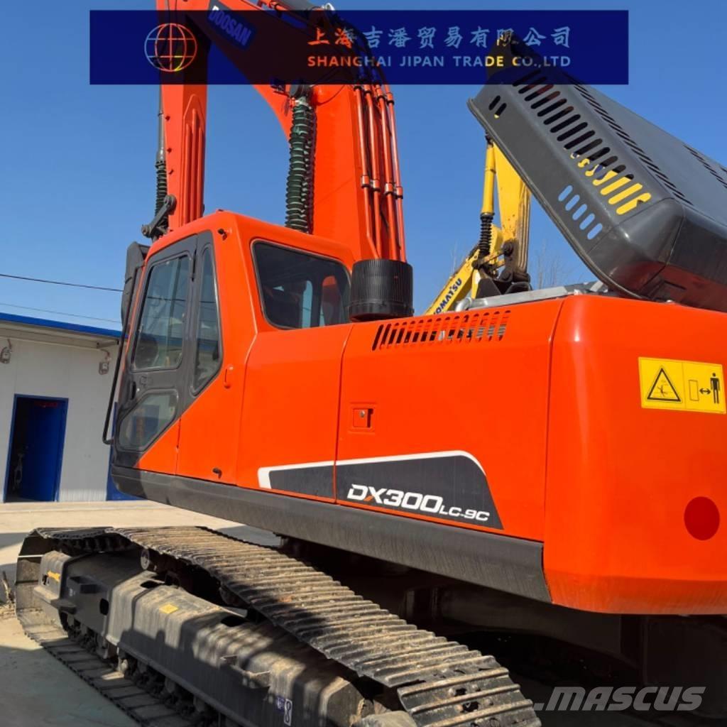 Doosan DX 300 Crawler excavators