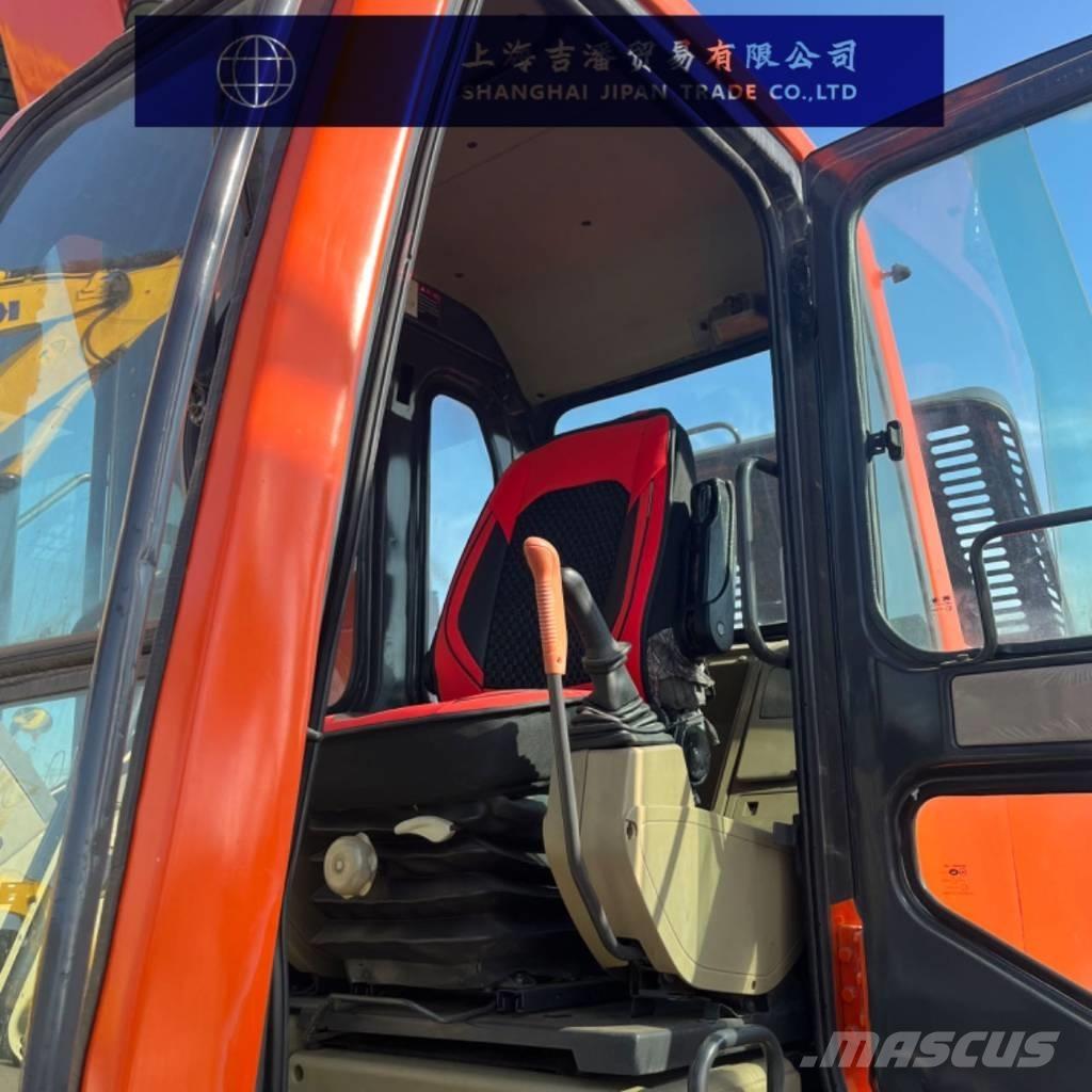 Doosan DX 300 Crawler excavators