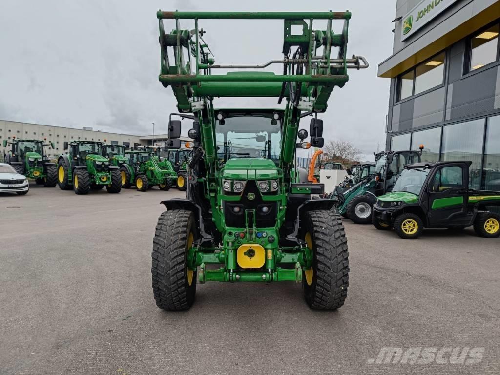 John Deere 6115 RC Tractors