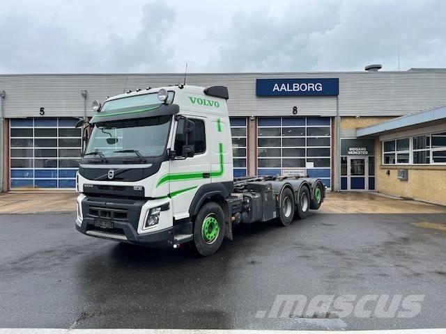 Volvo FMX 500 Hook lift trucks