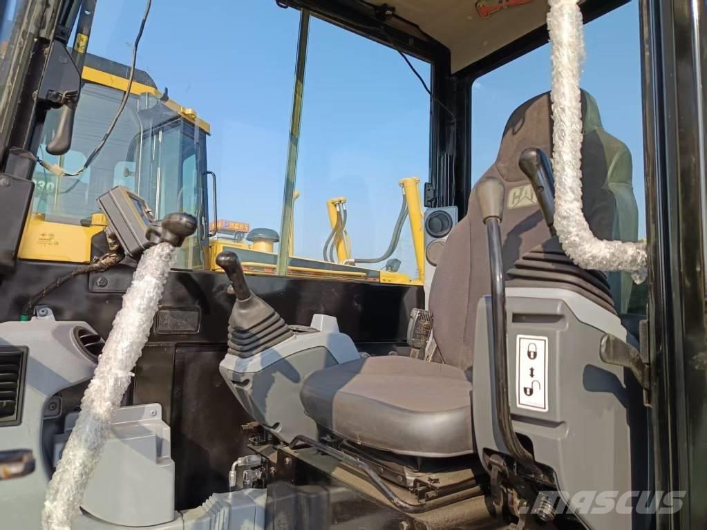 CAT 305.5 Mini excavators < 7t